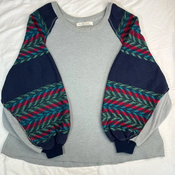 We The Free Gray Oversized Thermal Rainbow Dreams Knit Top Women’s Size Small - Picture 4 of 10